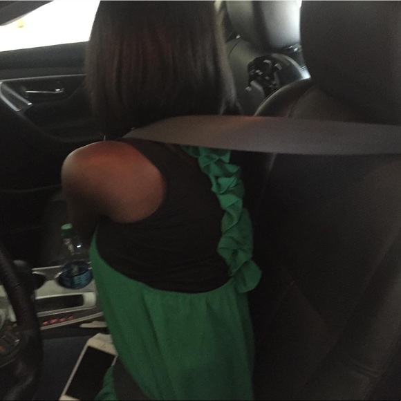 Green Tank Top 🤩 - Picture 2 of 2